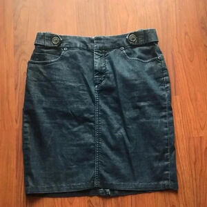 Banana Republic Denim Pencil Skirt, size 4